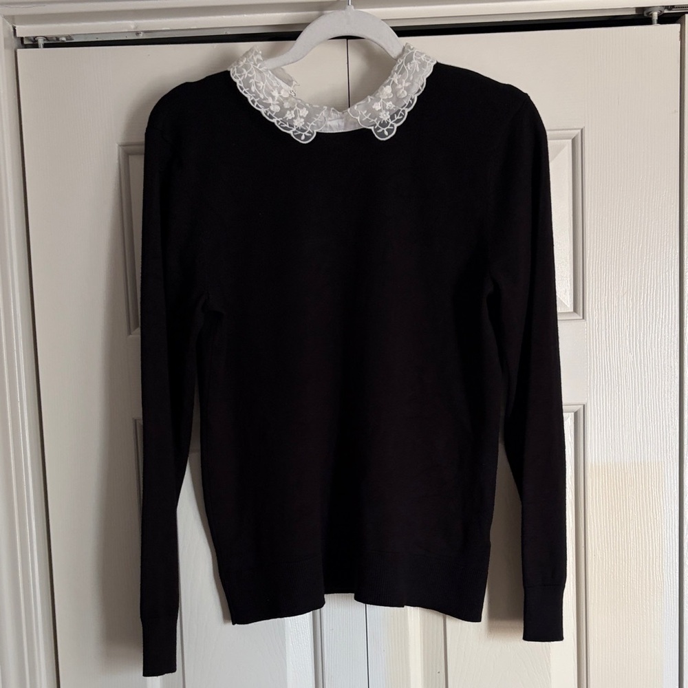 Cable & Gauge Black Sweater with White Lace Collar